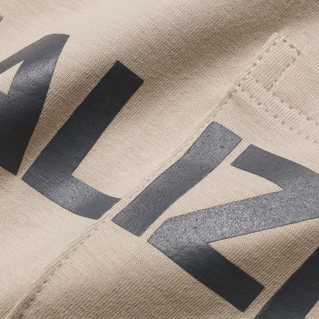 FEEL IT TEE -  BEIGE/GREY
